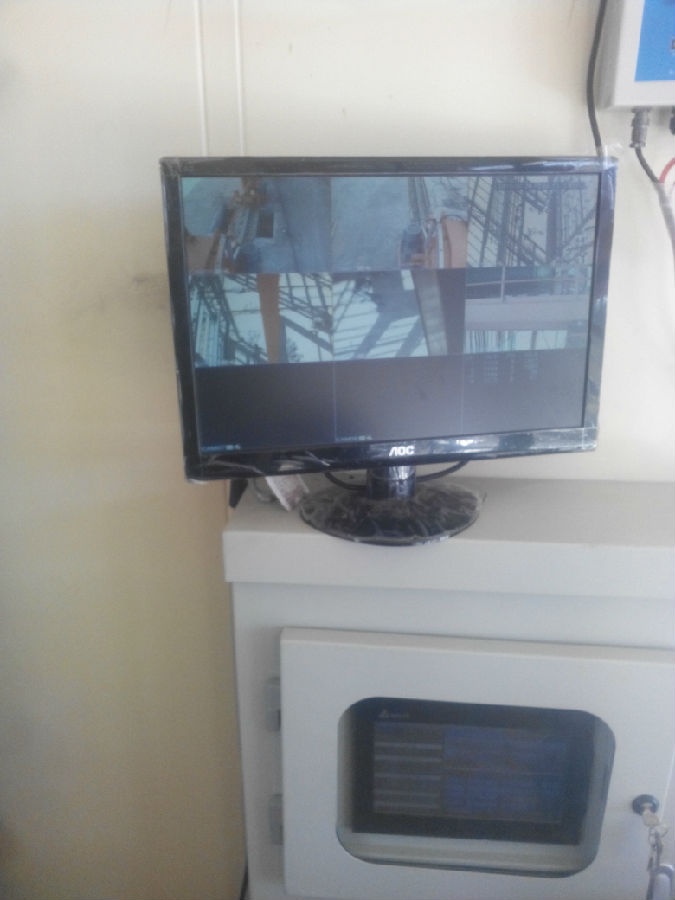 內蒙古蘭石門式起重機安全監控系統現場安裝圖二